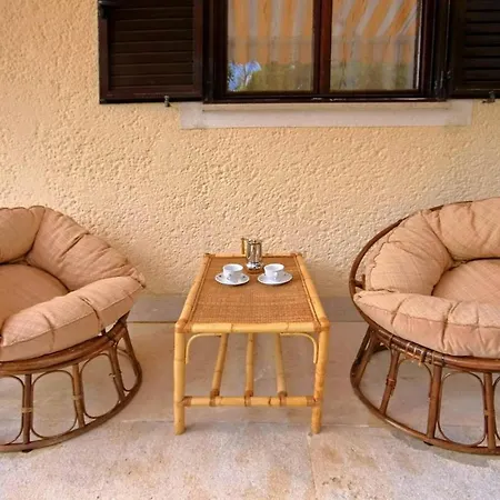 Vakantiehuis 1 Bedroom Stunning In Sveti Lovrec Sveti Lovreč Pazenatički