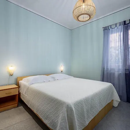 Vakantiehuis 1 Bedroom Stunning In Sveti Lovrec Sveti Lovreč Pazenatički